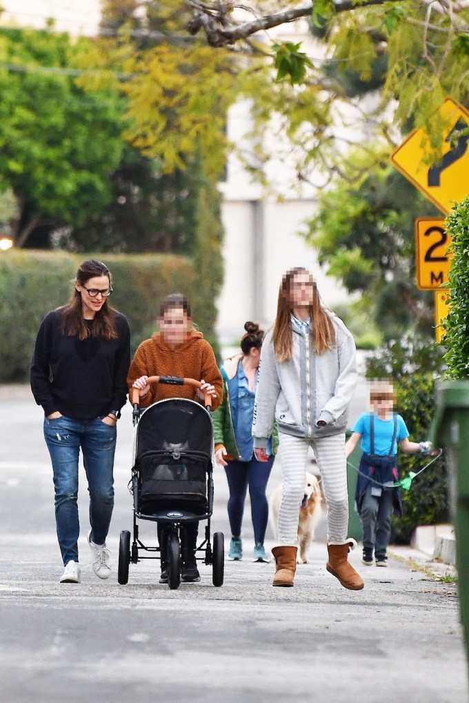 Jennifer Garner & Kids Enjoy An Early Morning Stroll Through Brentwood