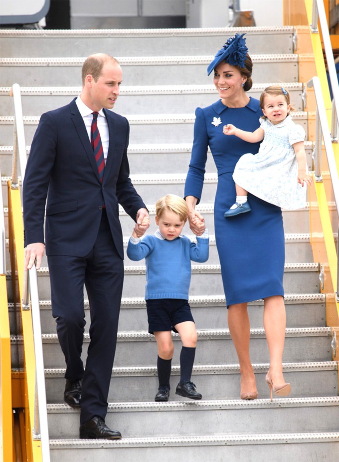 Prince William & Kate Middleton With Their Kids On A Plane