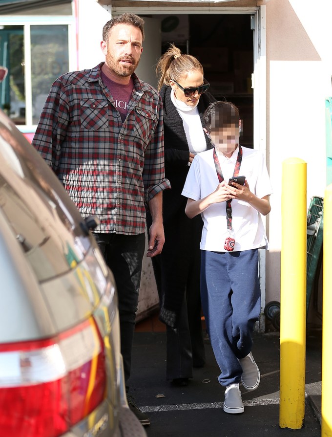 Jennifer Lopez & Ben Affleck Out With Her Son