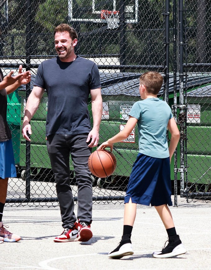 Ben Affleck enjoys some weekend hoops with his son Samuel in LA